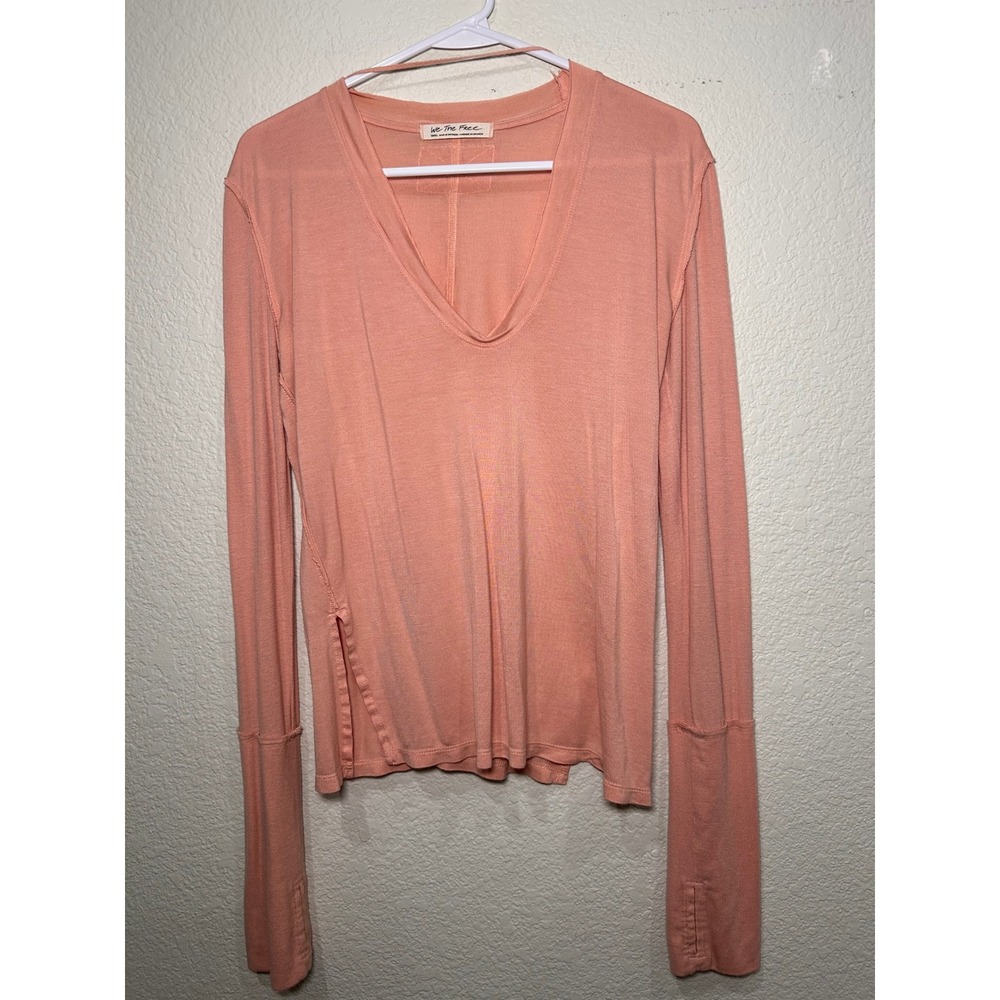 We The Free Free People Peach Coral Deep V-Neck Long Sleeve Thumbhole Top Small